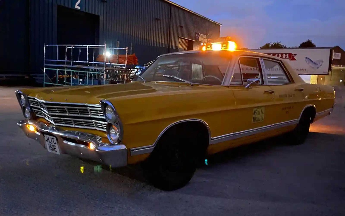 1969 Ford Galaxie Image 5