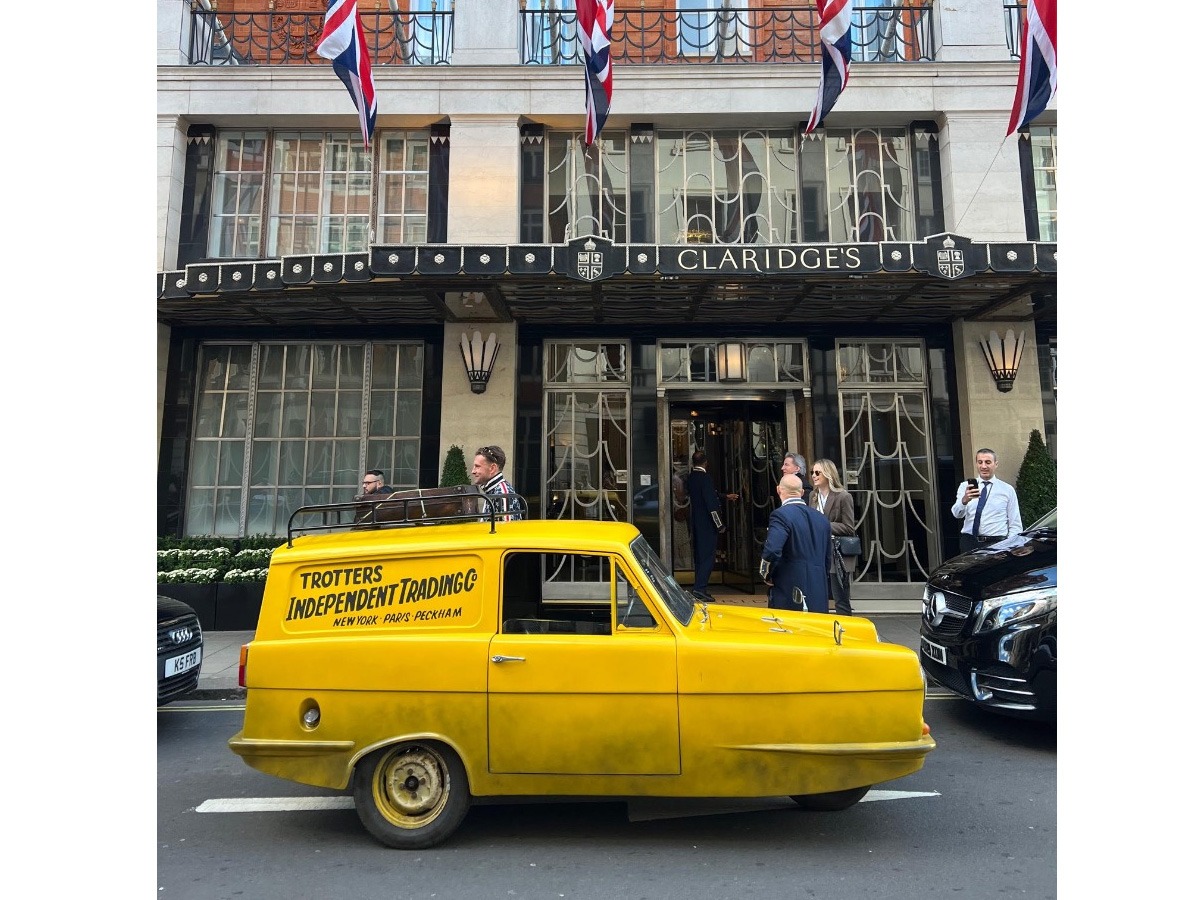 1973 Reliant Regal Supervan Image 2