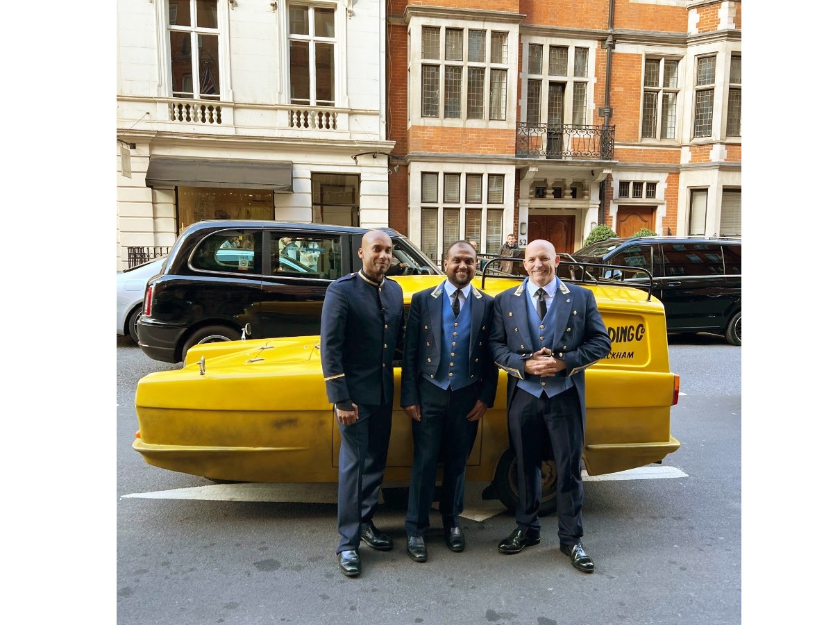 1973 Reliant Regal Supervan Image 3