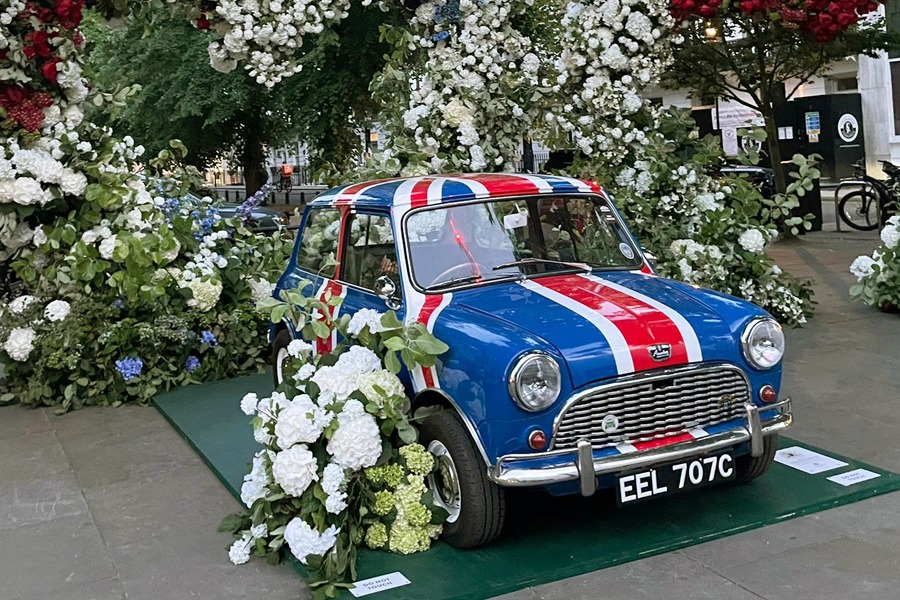 1965 Austin Mini Image 2