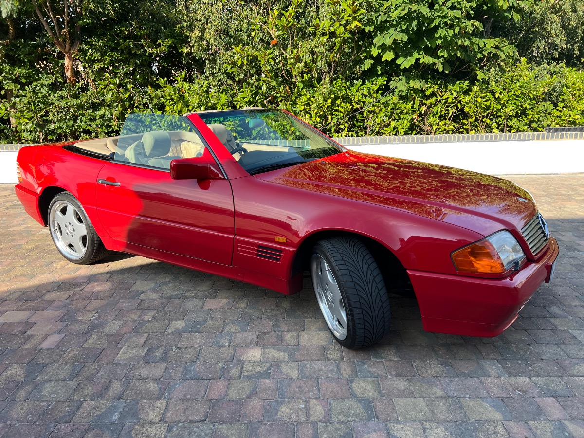 1992 Mercedes-Benz Sl-Class Image 1