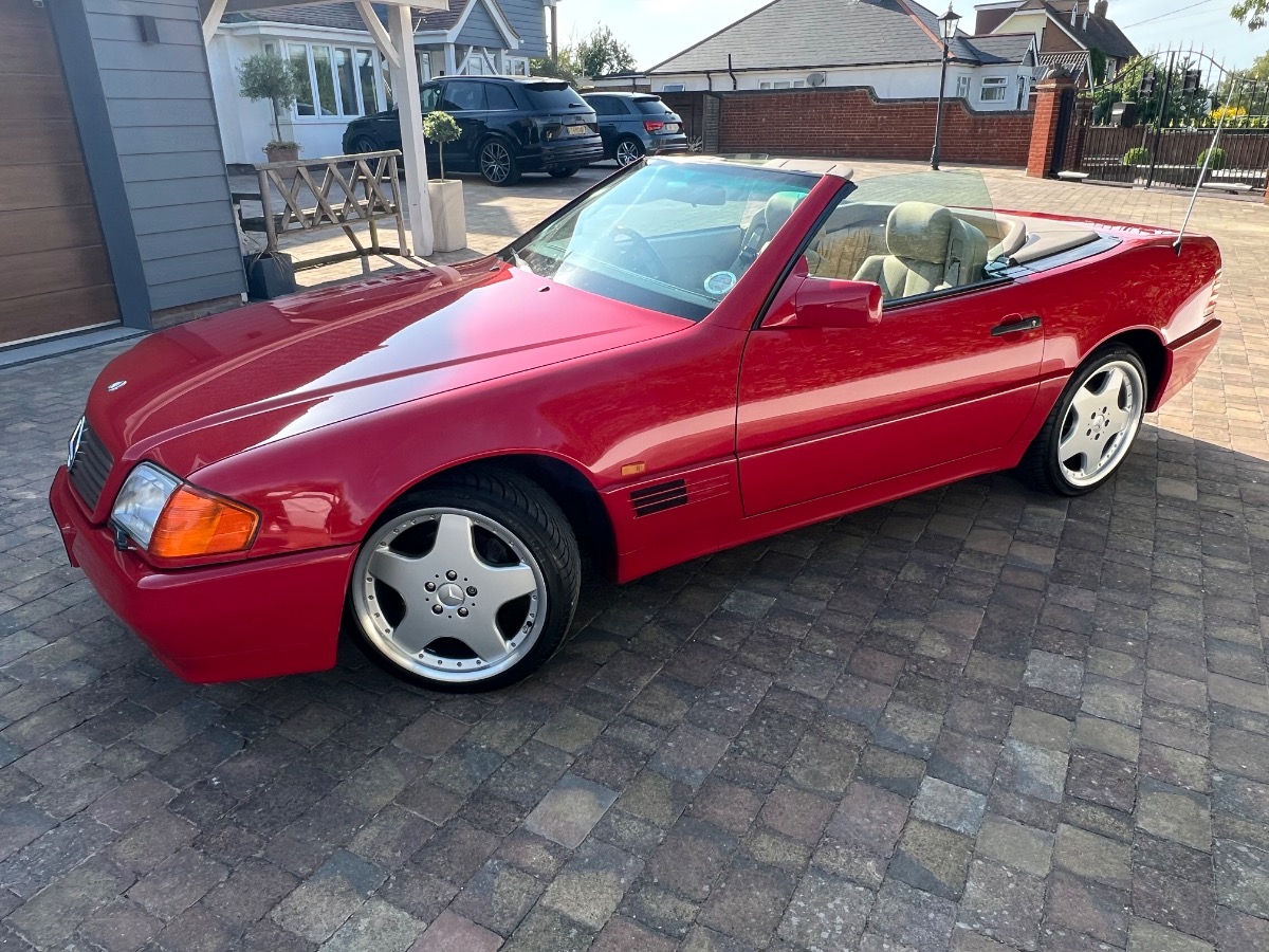 1992 Mercedes-Benz Sl-Class Image 2