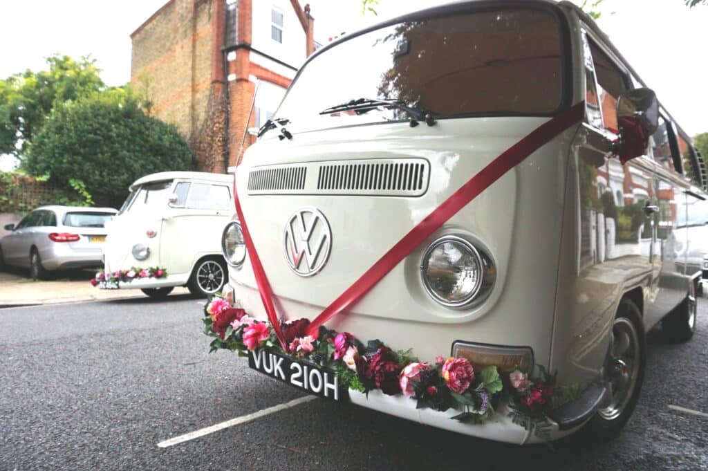 1970 Volkswagen T2 Camper Van / Bus Image 9