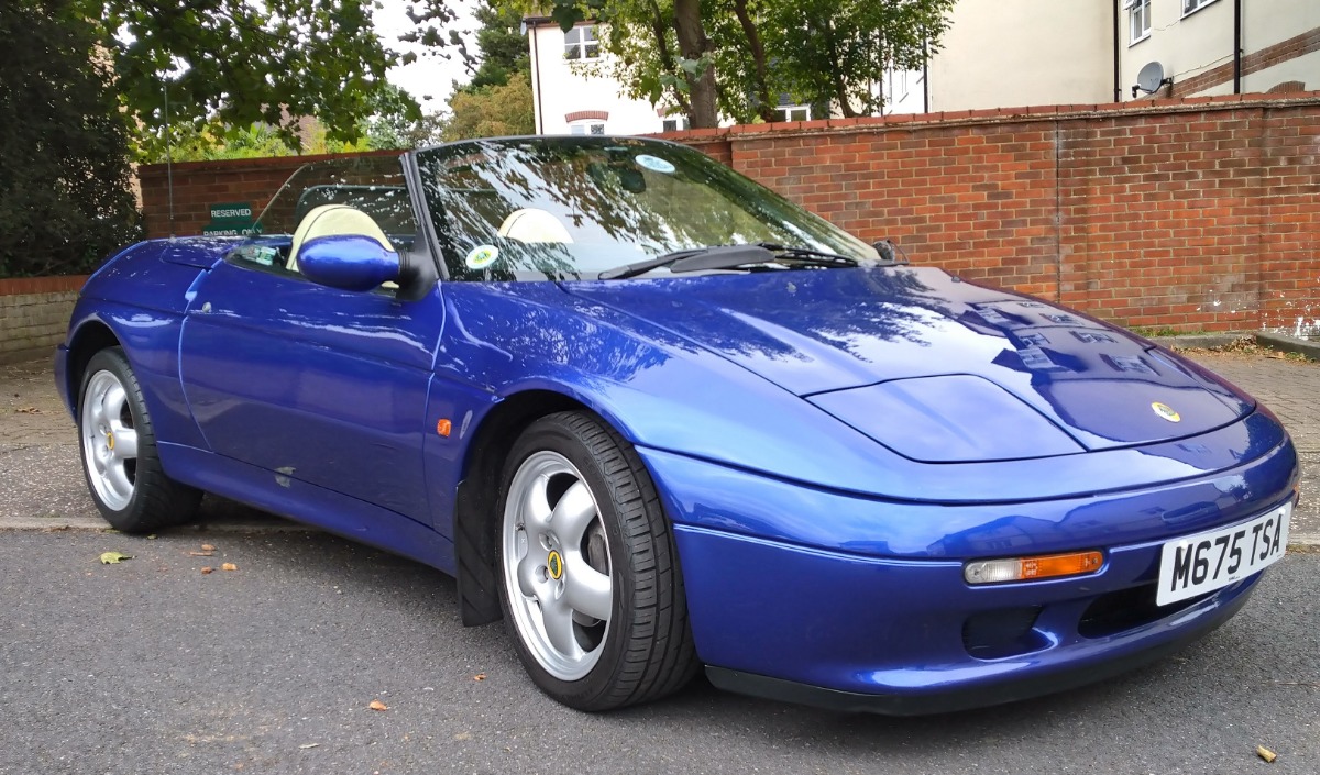 1995 Lotus Elan Image 1