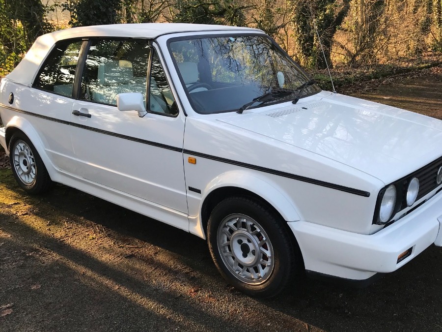 1991 Volkswagen Gti Image 2