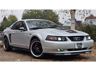2000 Ford Mustang