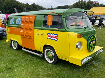 1973 Volkswagen T2 Camper Van / Bus