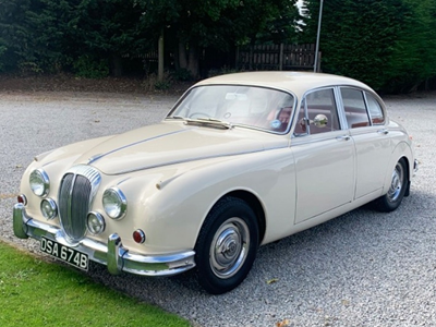 1964 Daimler V8