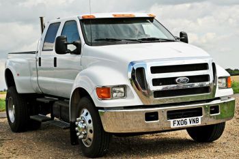 2006 Ford F650